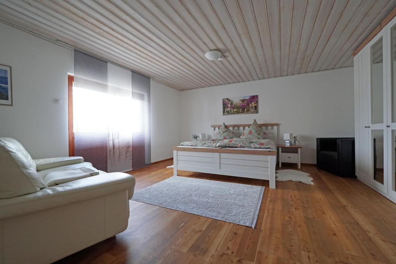 Habos Corner Apartment Tiefenbach  Bagian luar foto